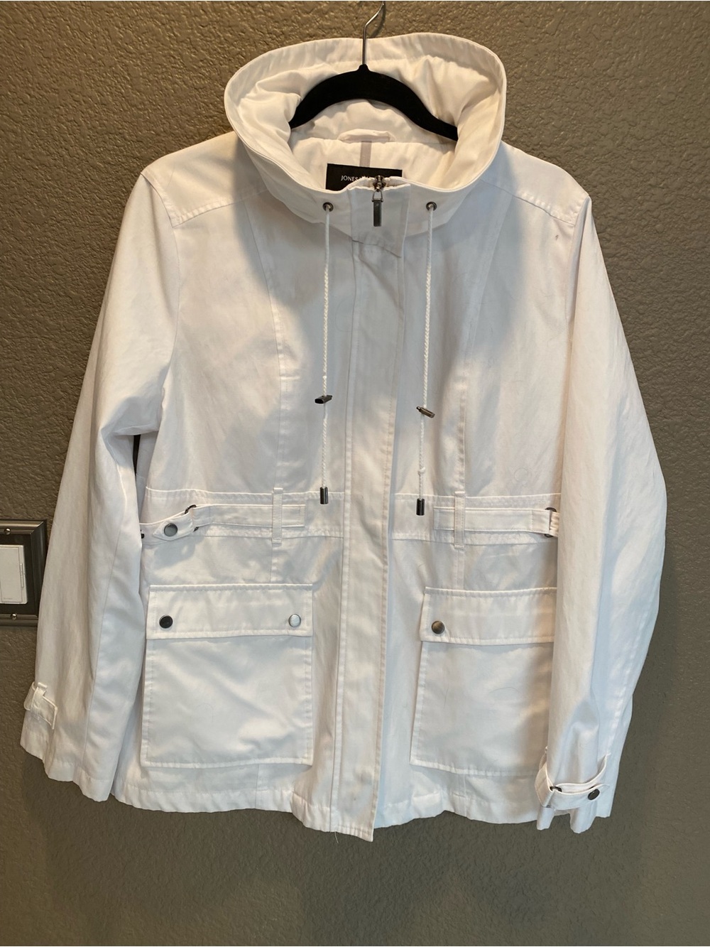 Jones New York White Hooded Jacket with Black Label